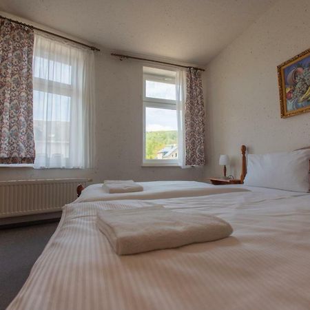 Haus Schlematal Hotel Und Restaurant Bad Schlema Zewnętrze zdjęcie